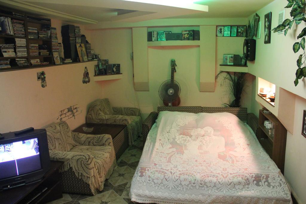 Hostel Retro Batumi Habitación foto