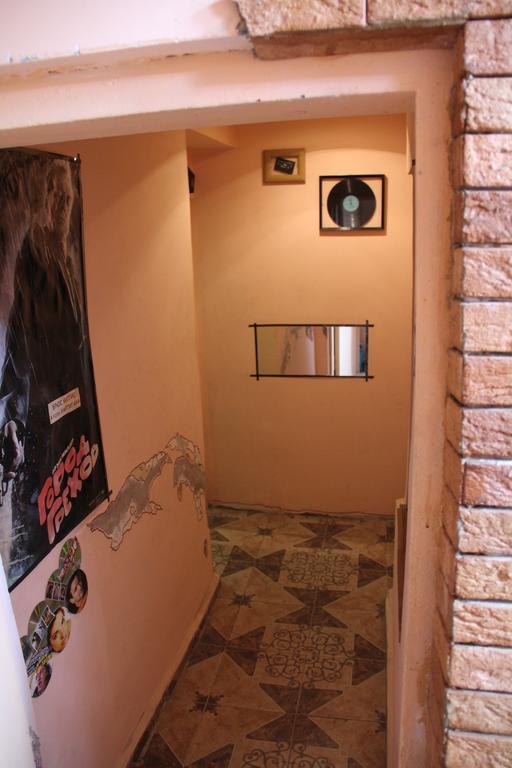 Hostel Retro Batumi Habitación foto